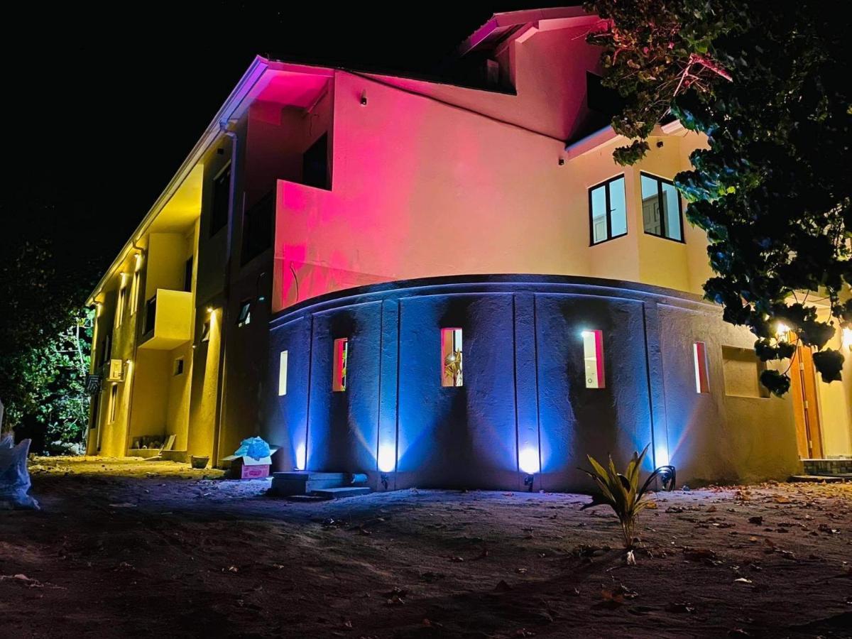 Paguro Seaview Hotel Bodufolhudhoo Екстериор снимка